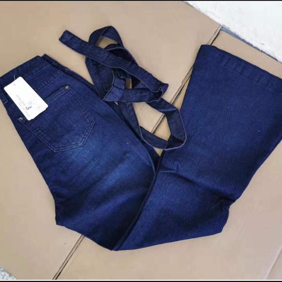 Women’s Wide Leg High Waist Jeans - Picture 4 of 5